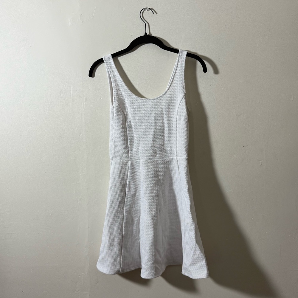 White Sleeveless Dress